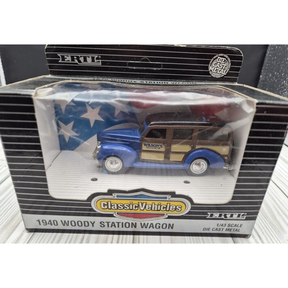 Vintage ERTL 1940 Woody Station Wagon Wilsons Country Inn Diecast Car 1:43 Scale